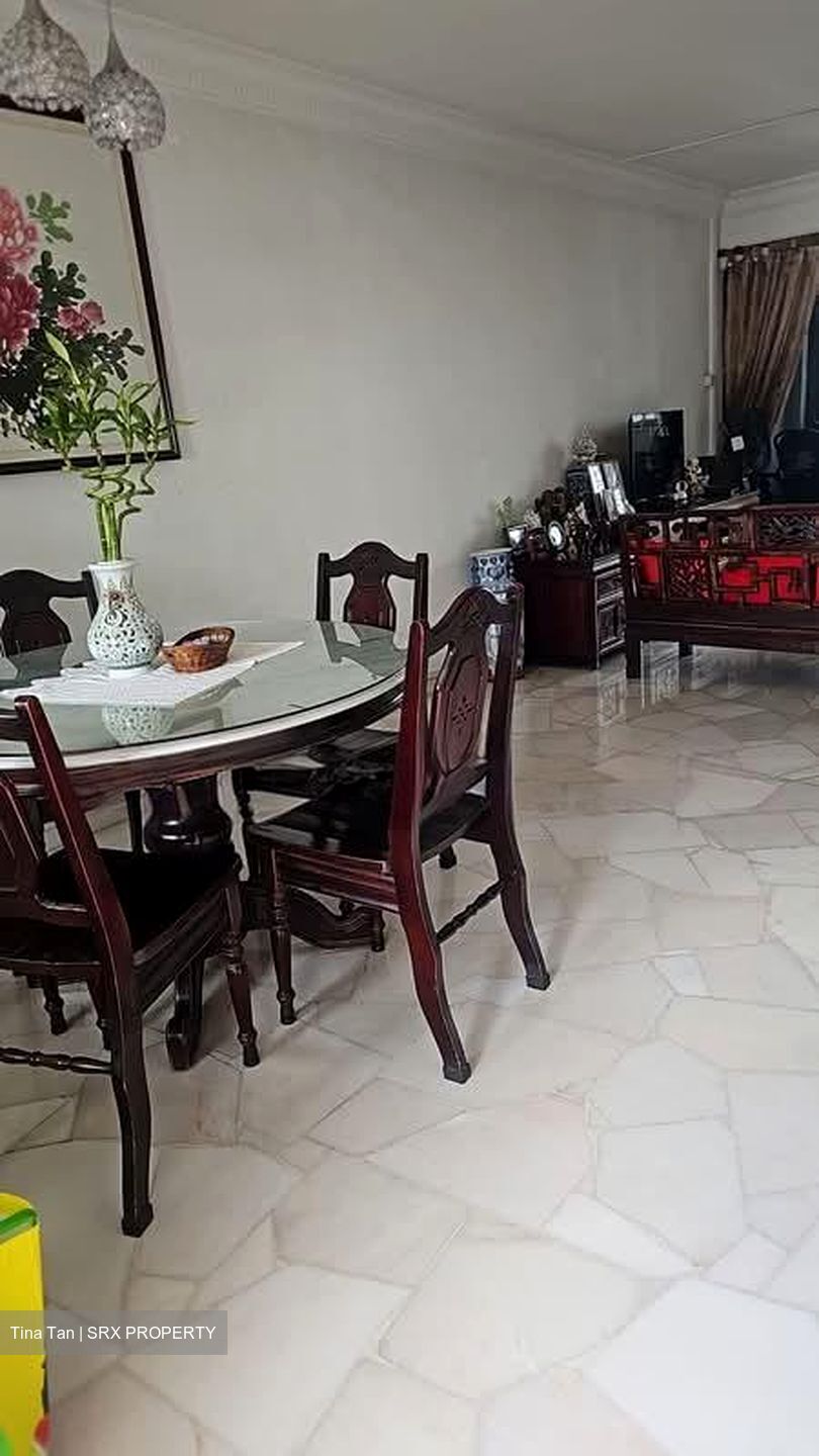 Blk 239 Compassvale Plains (Sengkang), HDB 5 Rooms #558335561